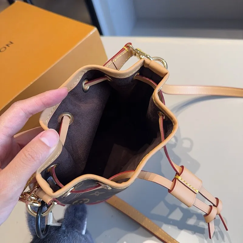 All Categories Official Website "Brand Women's Bags" Women's Bags 💙 LV 2025 New LV Crossbody Bag