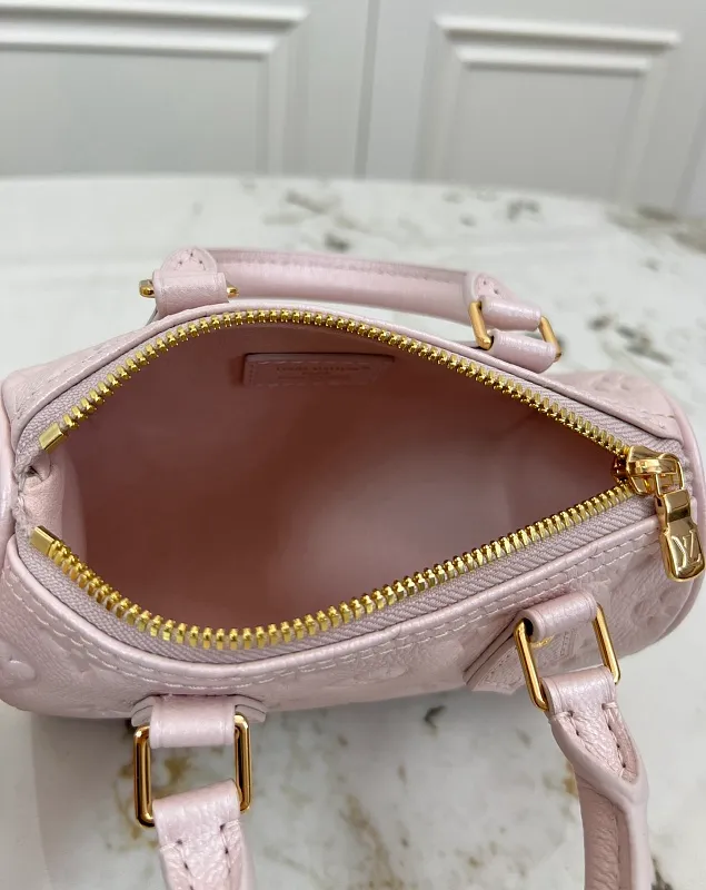 All Categories Official Website "Brand Women's Bags" Women's Bags 💙 LV 2026 New LV Crossbody Bag