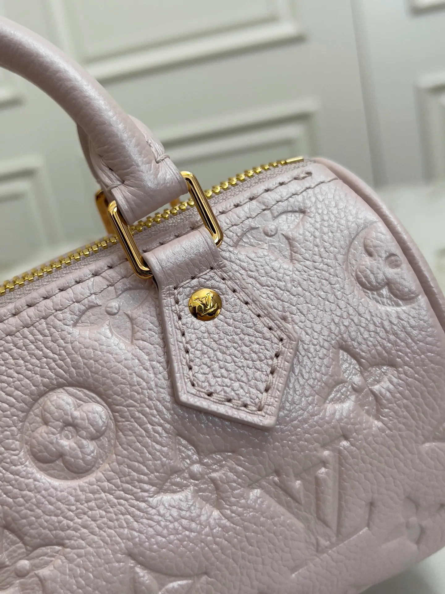 All Categories Official Website "Brand Women's Bags" Women's Bags 💙 LV 2026 New LV Crossbody Bag
