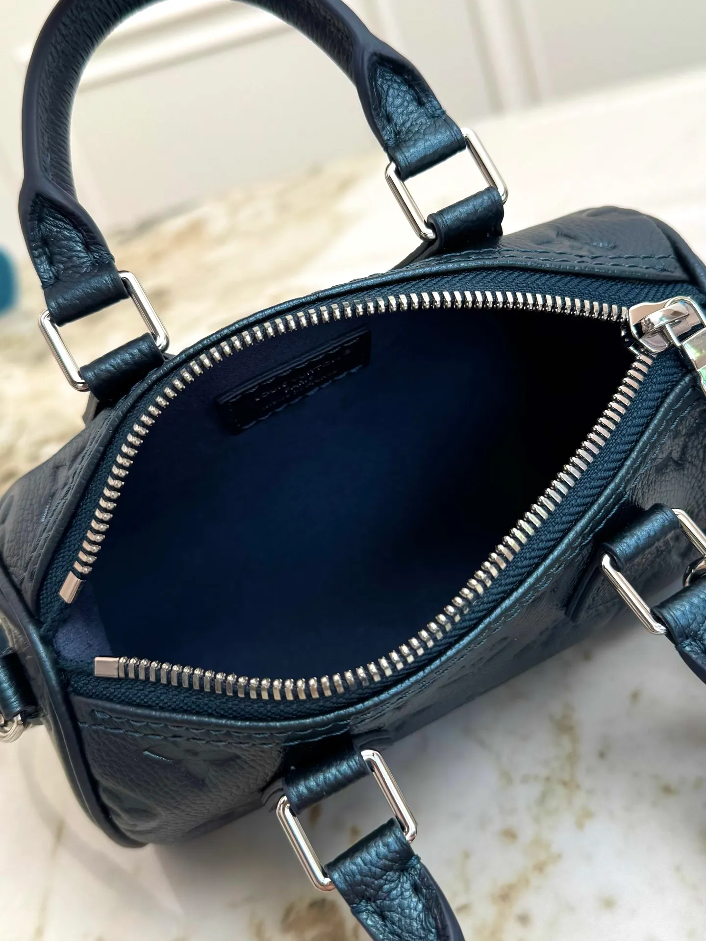 All Categories Official Website "Brand Women's Bags" Women's Bags 💙 LV 2026 New LV Crossbody Bag