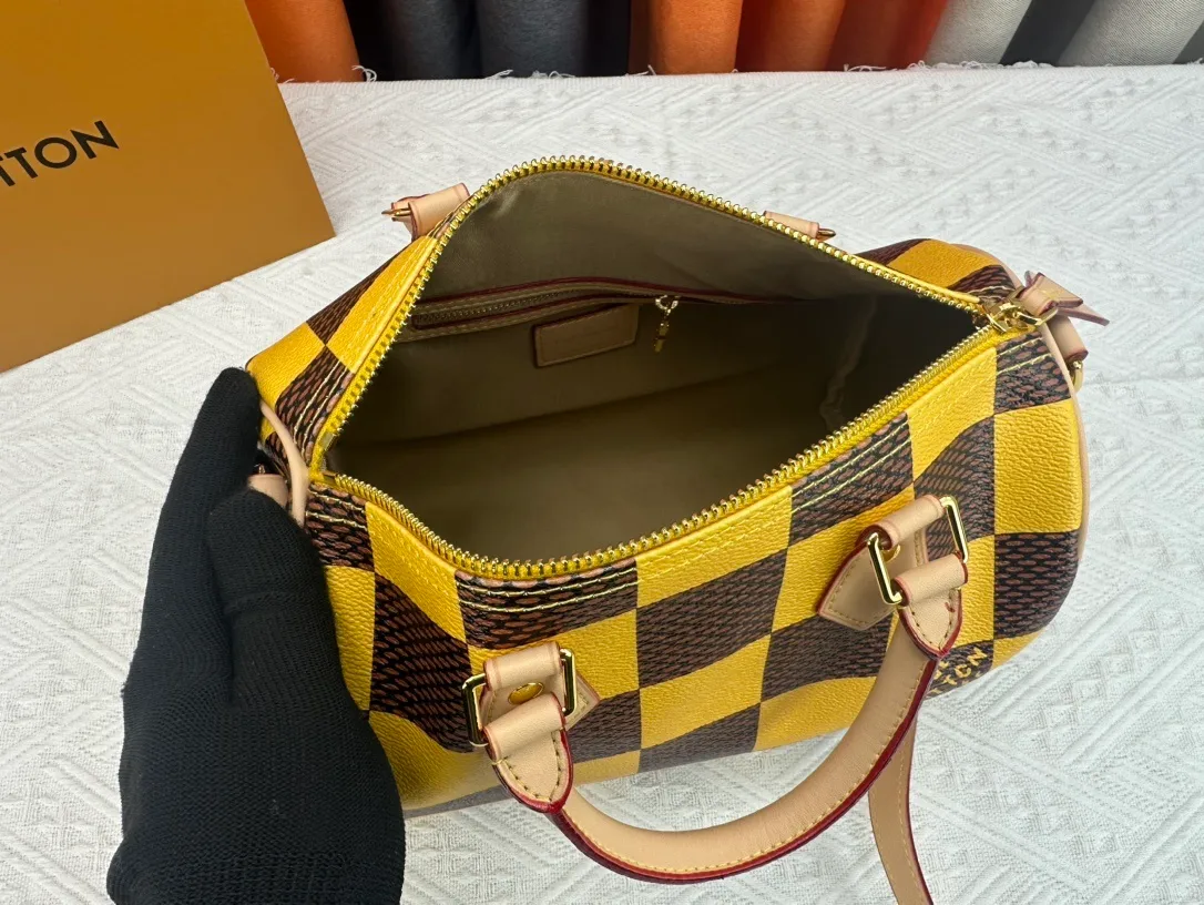 All Categories Official Website "Brand Women's Bags" Women's Bags 💙 LV 2024 New LV Crossbody Bag