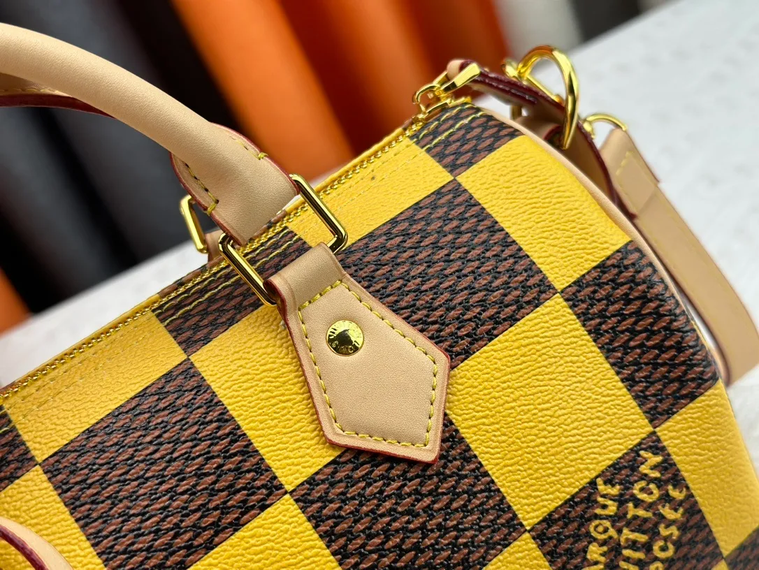 All Categories Official Website "Brand Women's Bags" Women's Bags 💙 LV 2024 New LV Crossbody Bag