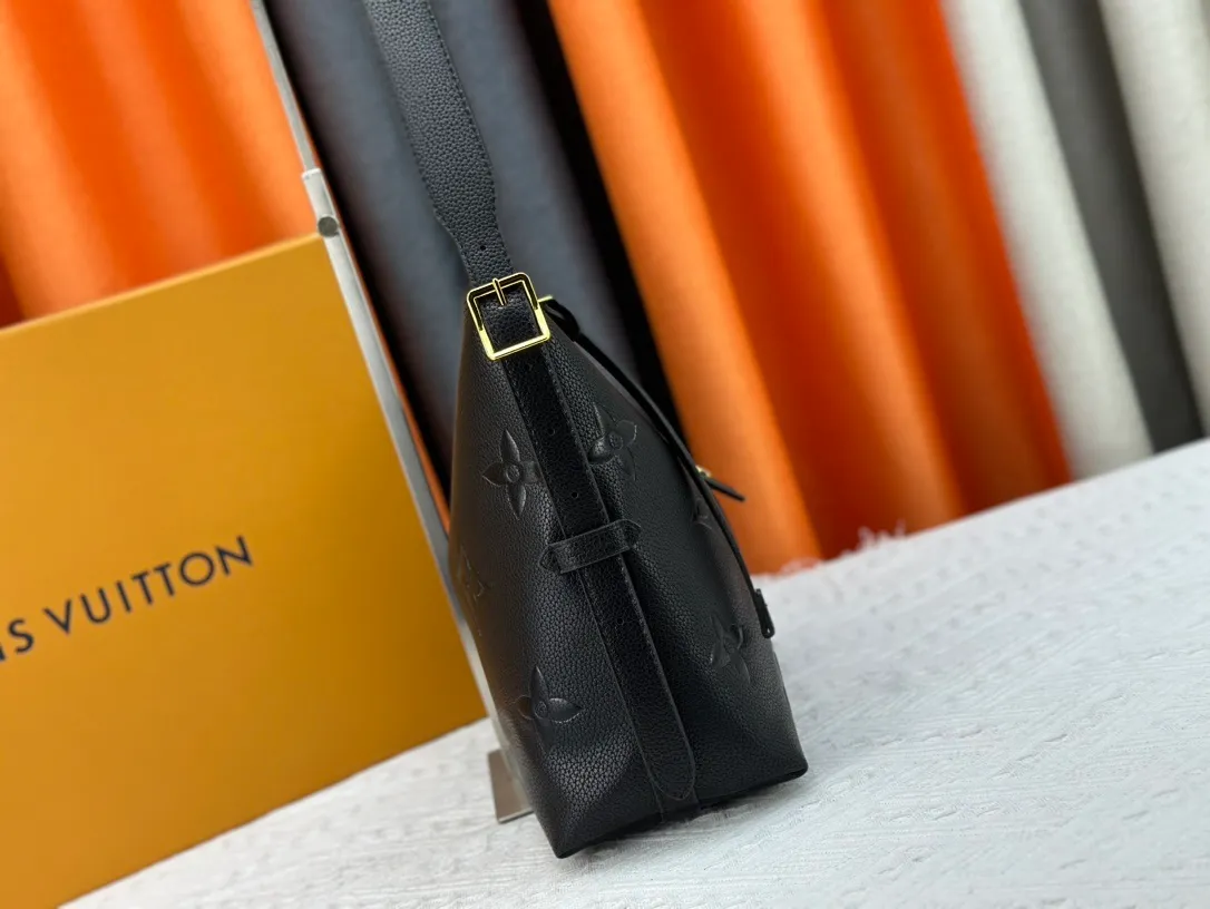All Categories Official Website "Brand Women's Bags" Women's Bags 💙 LV 2024 Official Website New LV Crossbody Bags
