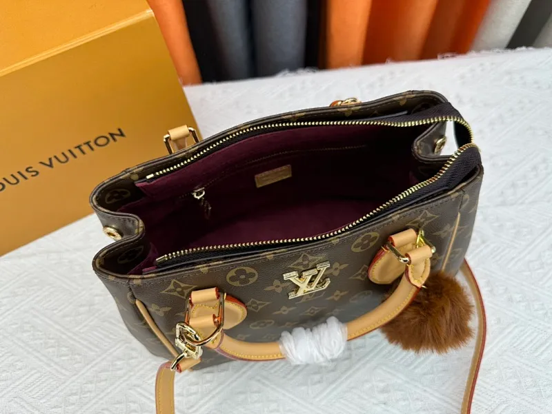 All Categories Official Website "Brand Women's Bags" Women's Bags 💙 LV 2024 Official Website New LV Crossbody Bags