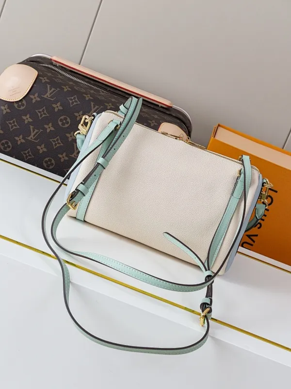 All Categories Official Website "Brand Women's Bags" Women's Bags 💙 LV 2025 New LV Crossbody Bag
