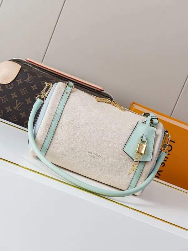 All Categories Official Website "Brand Women's Bags" Women's Bags 💙 LV 2025 New LV Crossbody Bag