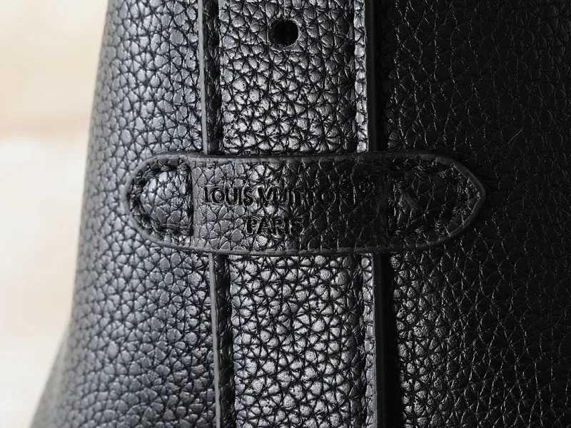 All Categories Official Website "Brand Women's Bags" Women's Bags 💙 LV 2025 New LV Crossbody Bag
