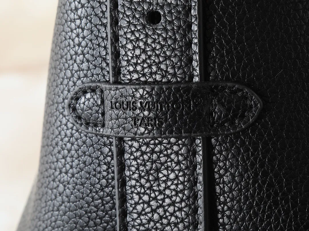 All Categories Official Website "Brand Women's Bags" Women's Bags 💙 LV 2025 New LV Crossbody Bag