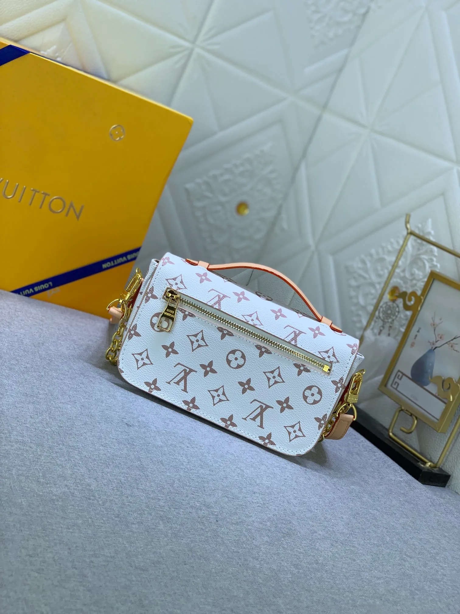 All Categories Official Website "Brand Women's Bags" Women's Bags 💙 LV 2024 New LV Crossbody Bag
