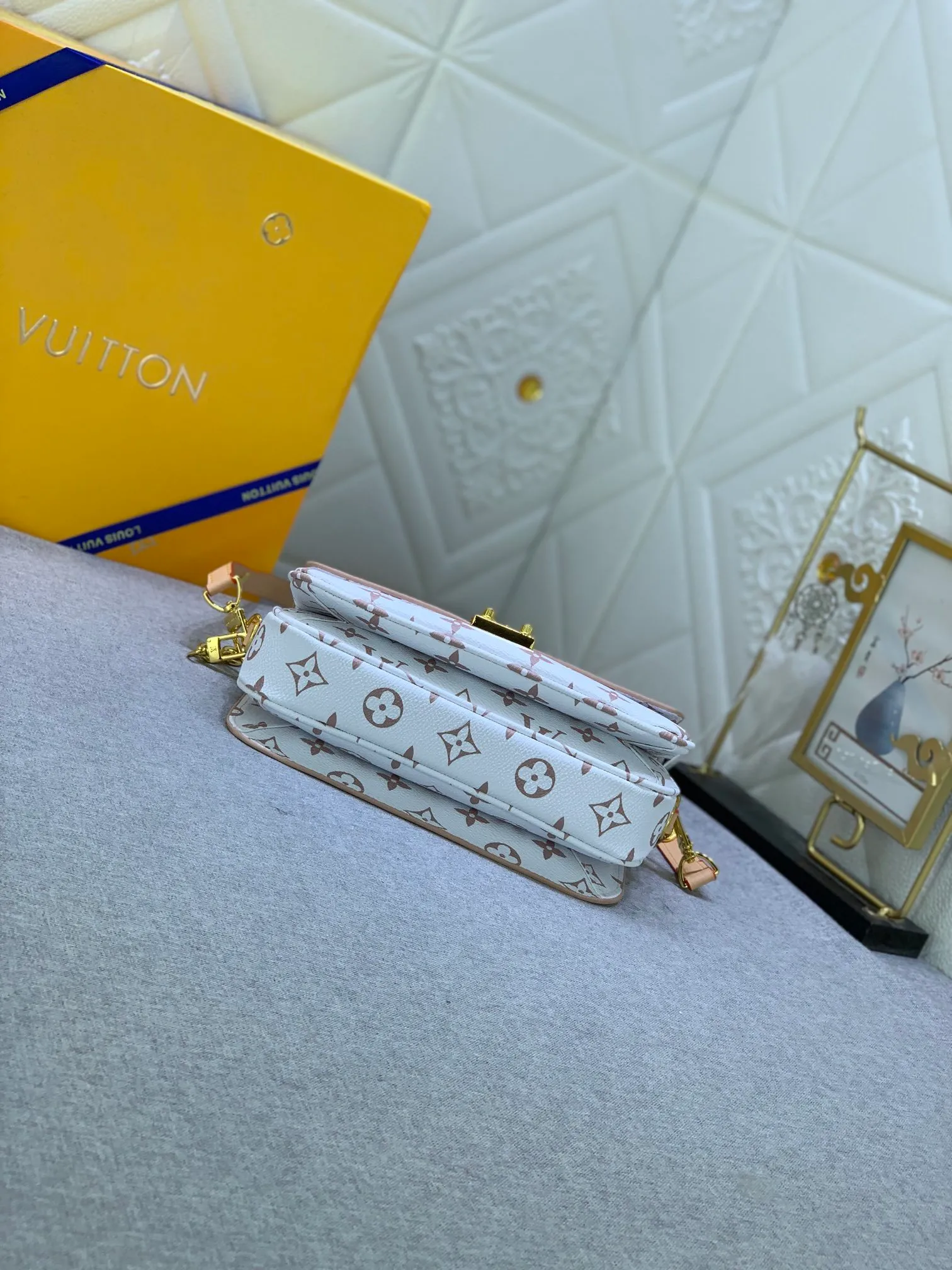 All Categories Official Website "Brand Women's Bags" Women's Bags 💙 LV 2024 New LV Crossbody Bag