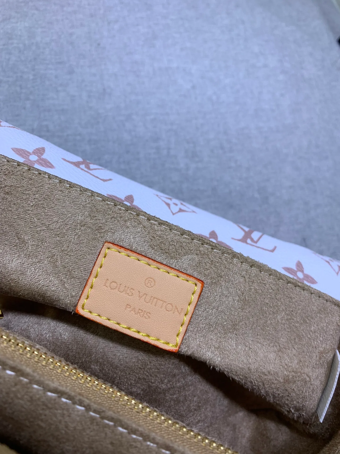 All Categories Official Website "Brand Women's Bags" Women's Bags 💙 LV 2024 New LV Crossbody Bag