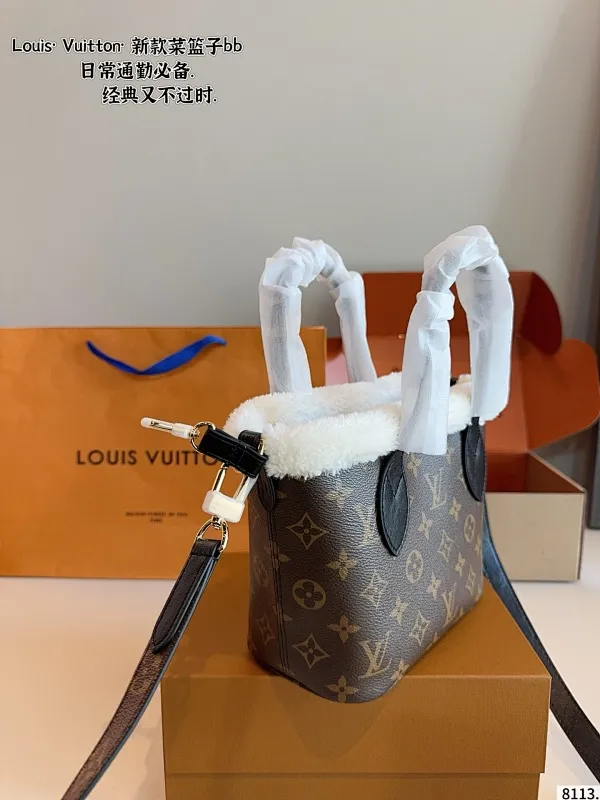 All Categories Official Website "Brand Women's Bags" Women's Bags 💙 LV 2025 New LV Crossbody Bag