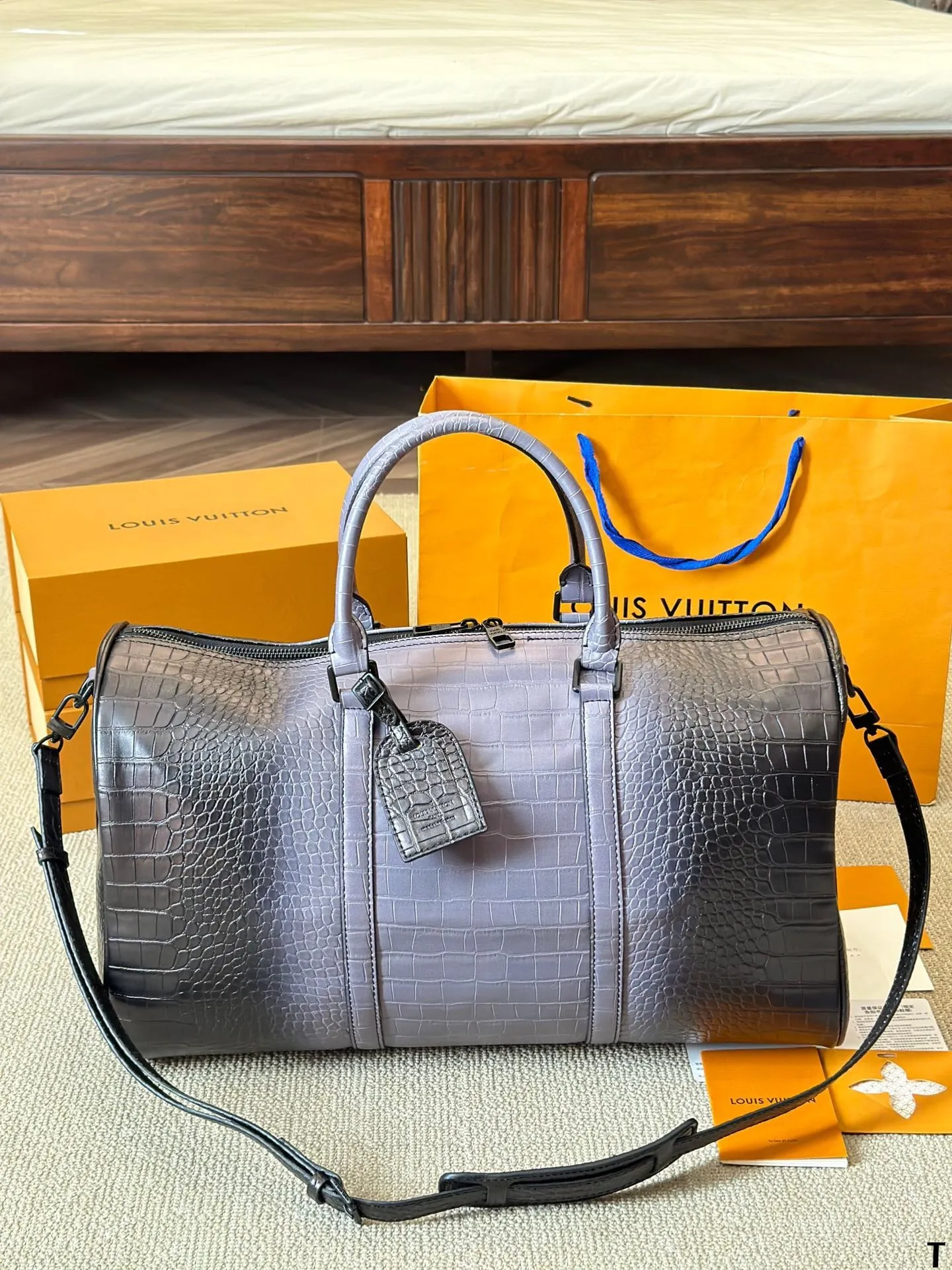 All Categories Official Website "Brand Women's Bags" Women's Bags 💙 LV 2024 Official Website New LV Crossbody Bags