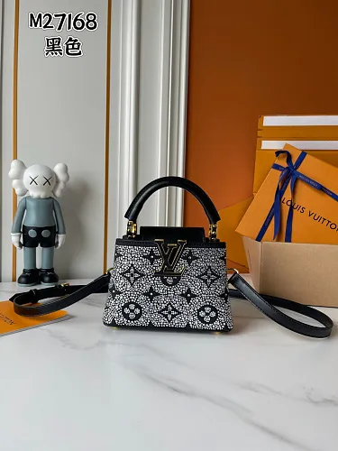 All Categories Official Website "Brand Women's Bags" Women's Bags 💙 LV LV 2026 New Crossbody Shoulder Bag