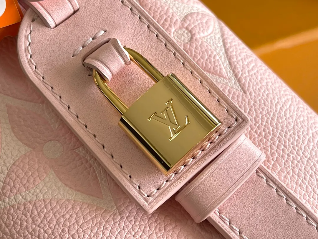 All Categories 💚 Authentic Grade Bags 💚 LV 2026 New LV Top Replica Crossbody Shoulder Bag
