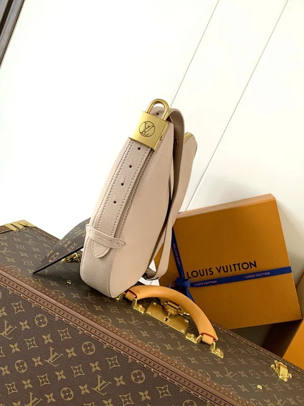 All Categories Official Website "Brand Women's Bags" Women's Bags 💙 LV 2025 New LV Crossbody Bag