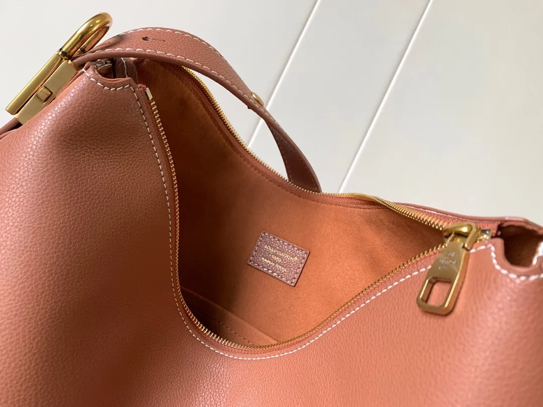 All Categories Official Website "Brand Women's Bags" Women's Bags 💙 LV 2025 New LV Crossbody Bag