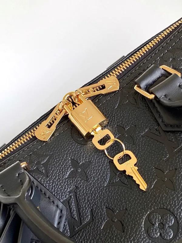All Categories Official Website "Brand Women's Bags" Women's Bags 💙 LV 2025 New LV Crossbody Bag
