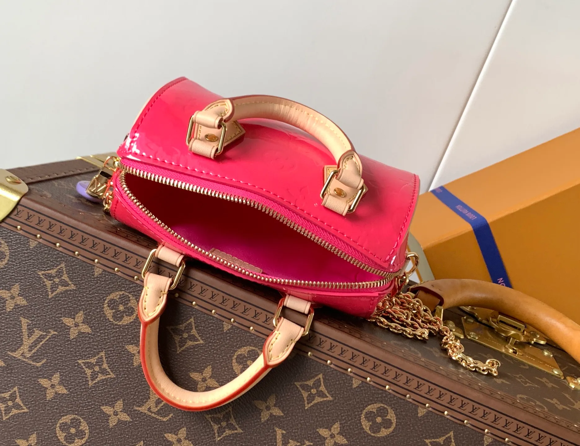 All Categories Official Website "Brand Women's Bags" Women's Bags 💙 LV 2026 New LV Crossbody Bag