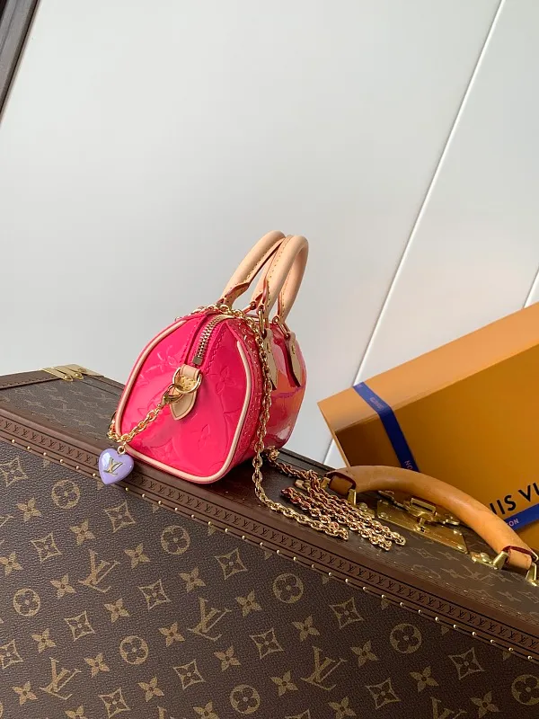 All Categories Official Website "Brand Women's Bags" Women's Bags 💙 LV 2026 New LV Crossbody Bag