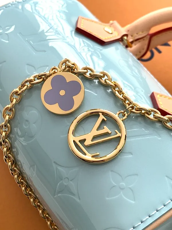 All Categories Official Website "Brand Women's Bags" Women's Bags 💙 LV 2026 New LV Crossbody Bag