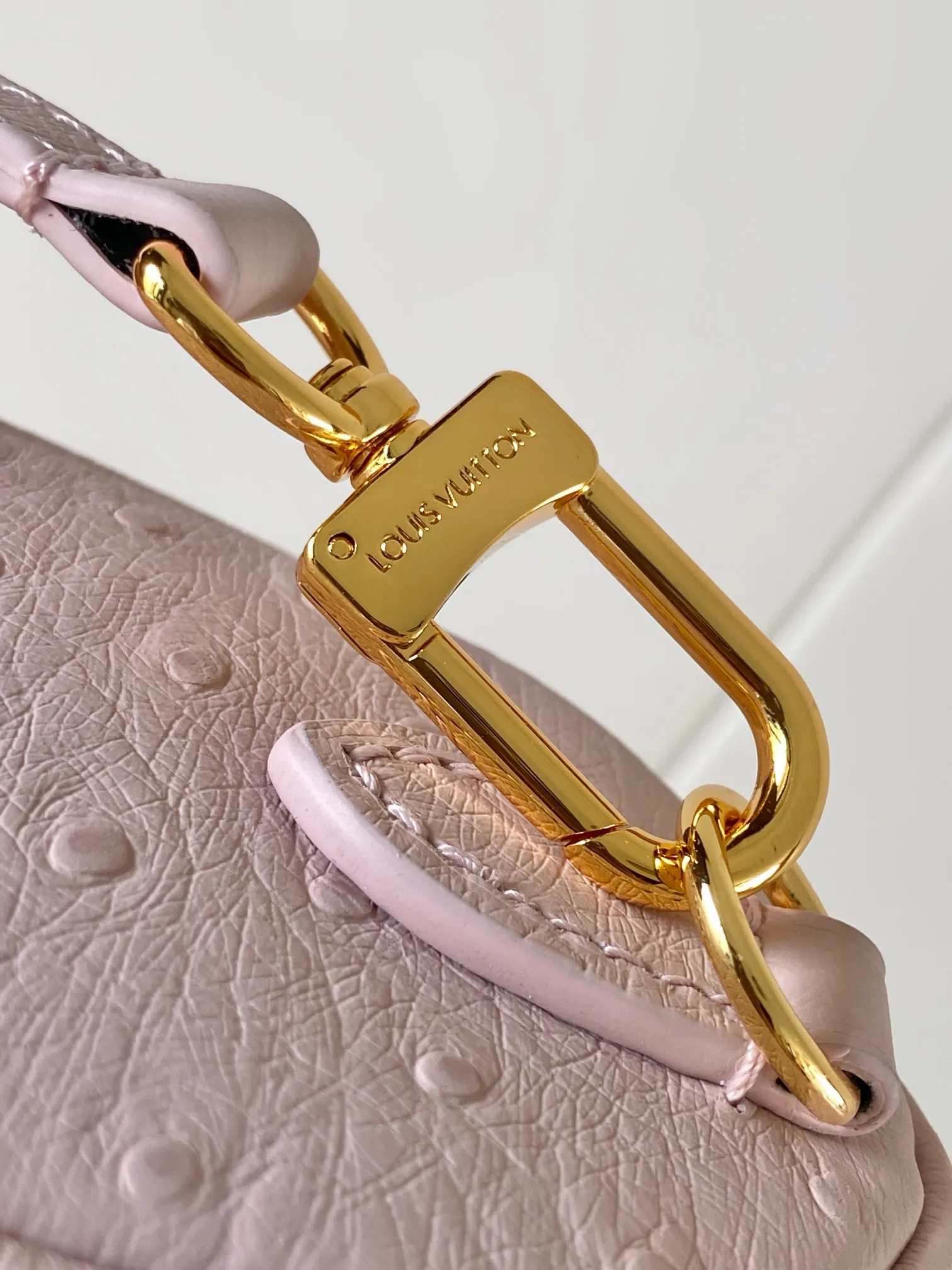 All Categories Official Website "Brand Women's Bags" Women's Bags 💙 LV 2026 New LV Crossbody Bag