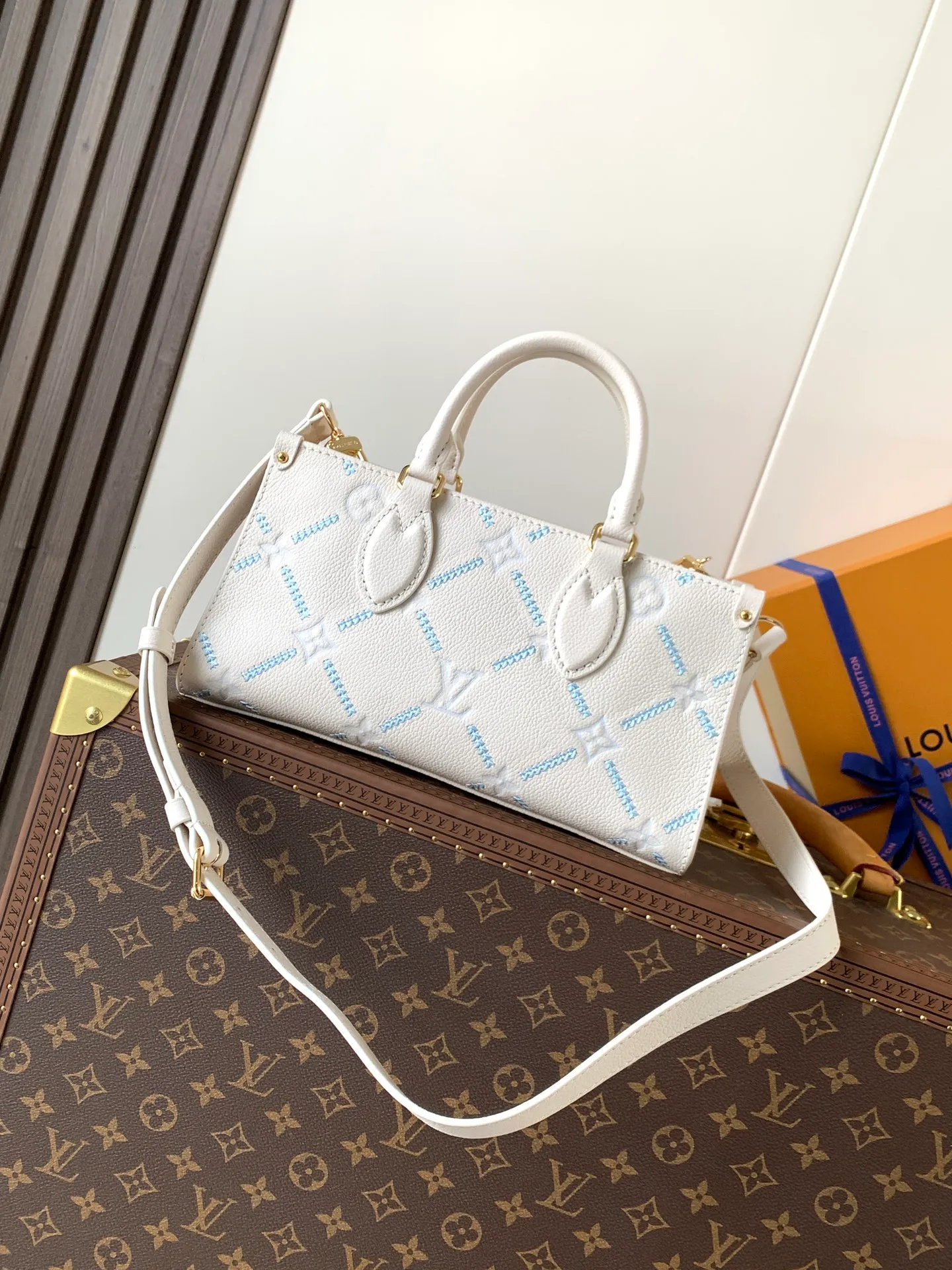 All Categories Official Website "Brand Women's Bags" Women's Bags 💙 LV 2026 New LV Crossbody Bag