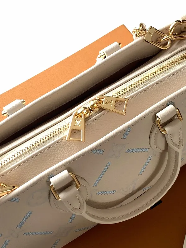 All Categories Official Website "Brand Women's Bags" Women's Bags 💙 LV 2026 New LV Crossbody Bag