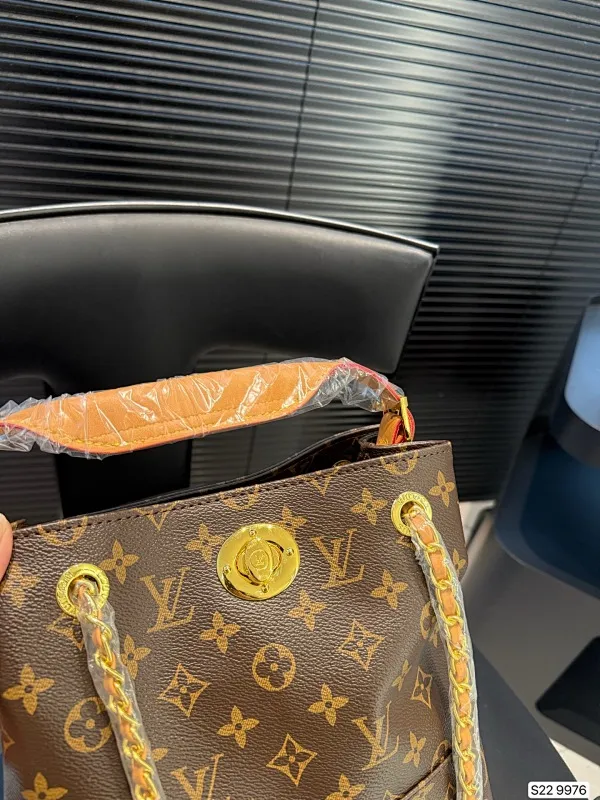 All Categories Official Website "Brand Women's Bags" Women's Bags 💙 LV 2025 New LV Crossbody Bag