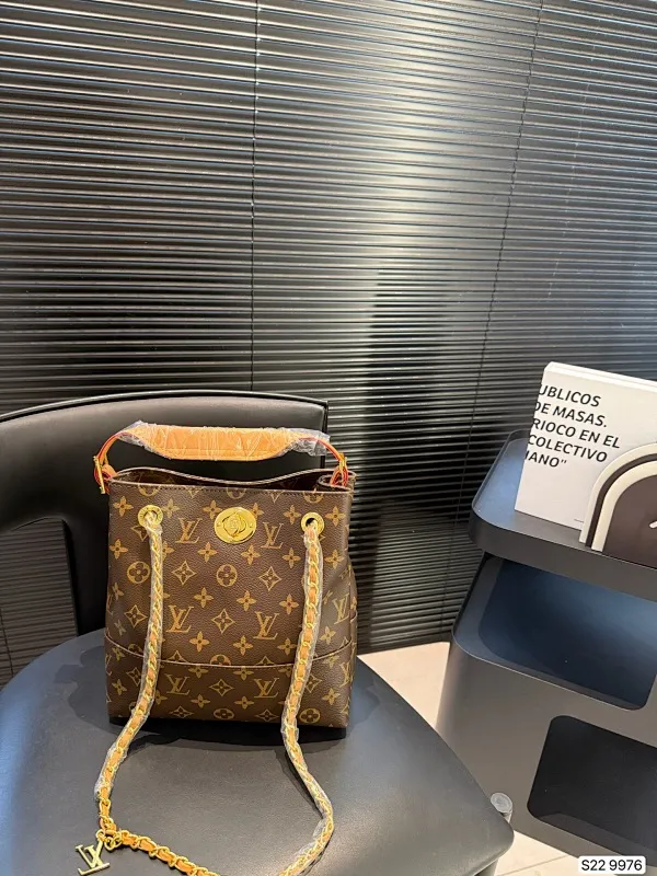 All Categories Official Website "Brand Women's Bags" Women's Bags 💙 LV 2025 New LV Crossbody Bag