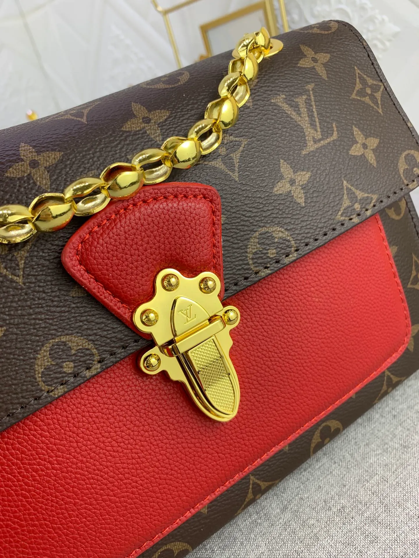 All Categories Official Website "Brand Women's Bags" Women's Bags 💙 LV French custom-made Monogram canvas and exquisite calfskin, top-notch handmade in Taiwan, perfect bottom arc of original order for quality, perfect combination of materials and unique hardware accessories, all investment regardless of cost, single shoulder, hand-held, cross-body all-match must-have style, exquisite crown lock buckle, showing the queen's style