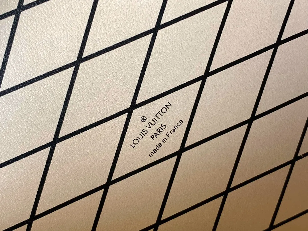 All categories Official website "Brand Women's Bags" Women's Bags 💙 LV replica LV, fine imitation LV bags, LV shoulder bags, 2023 official latest version LV crocodile leather crossbody bag, bag factory, original material, size: 20-12.5-5CM