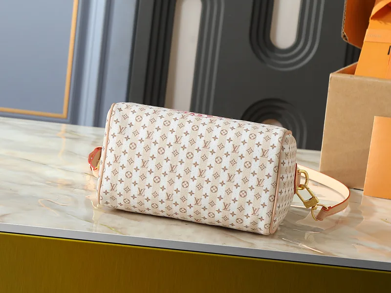 All Categories Official Website "Brand Women's Bags" Women's Bags 💙 LV LV 2026 New Crossbody Shoulder Bag