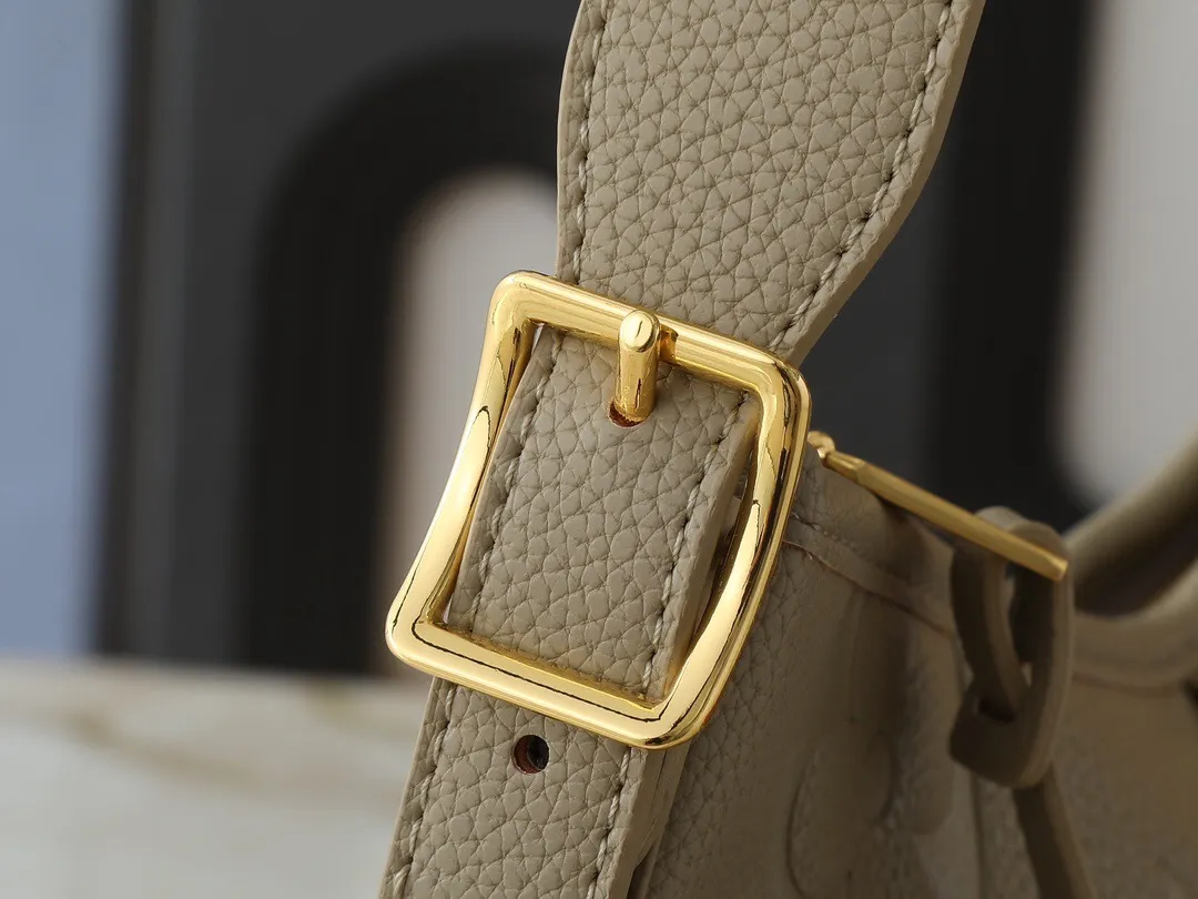 All Categories Official Website "Brand Women's Bags" Women's Bags 💙 LV 2025 New LV Crossbody Bag
