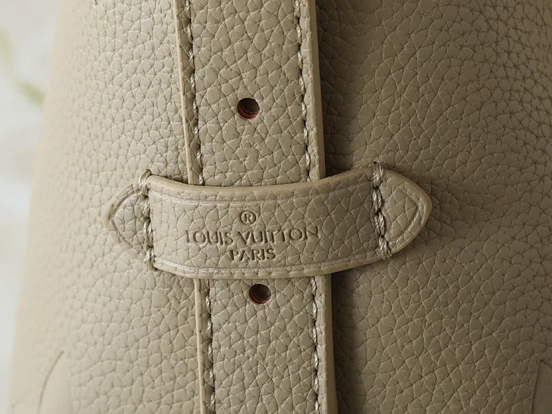 All Categories Official Website "Brand Women's Bags" Women's Bags 💙 LV 2025 New LV Crossbody Bag