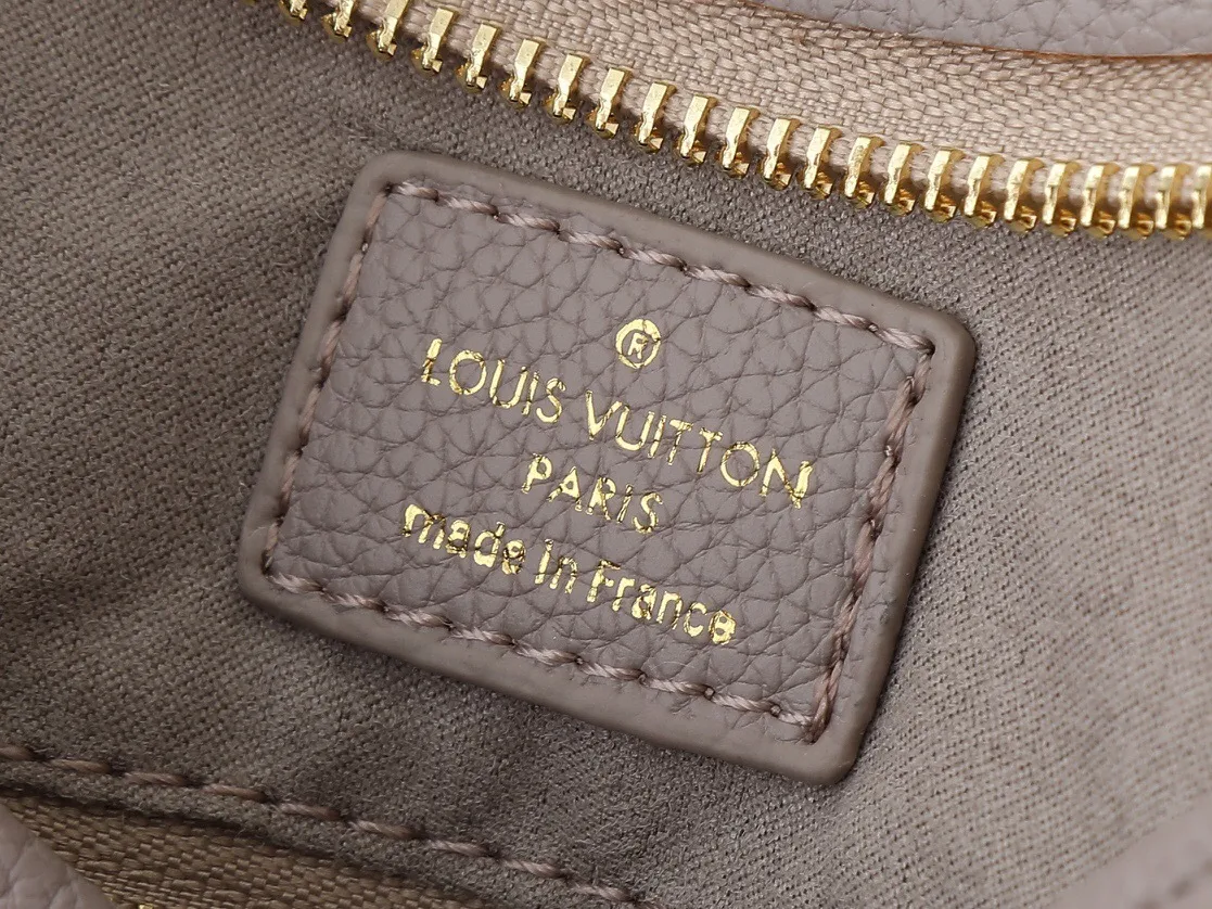 All Categories Official Website "Brand Women's Bags" Women's Bags 💙 LV 2025 New LV Crossbody Bag