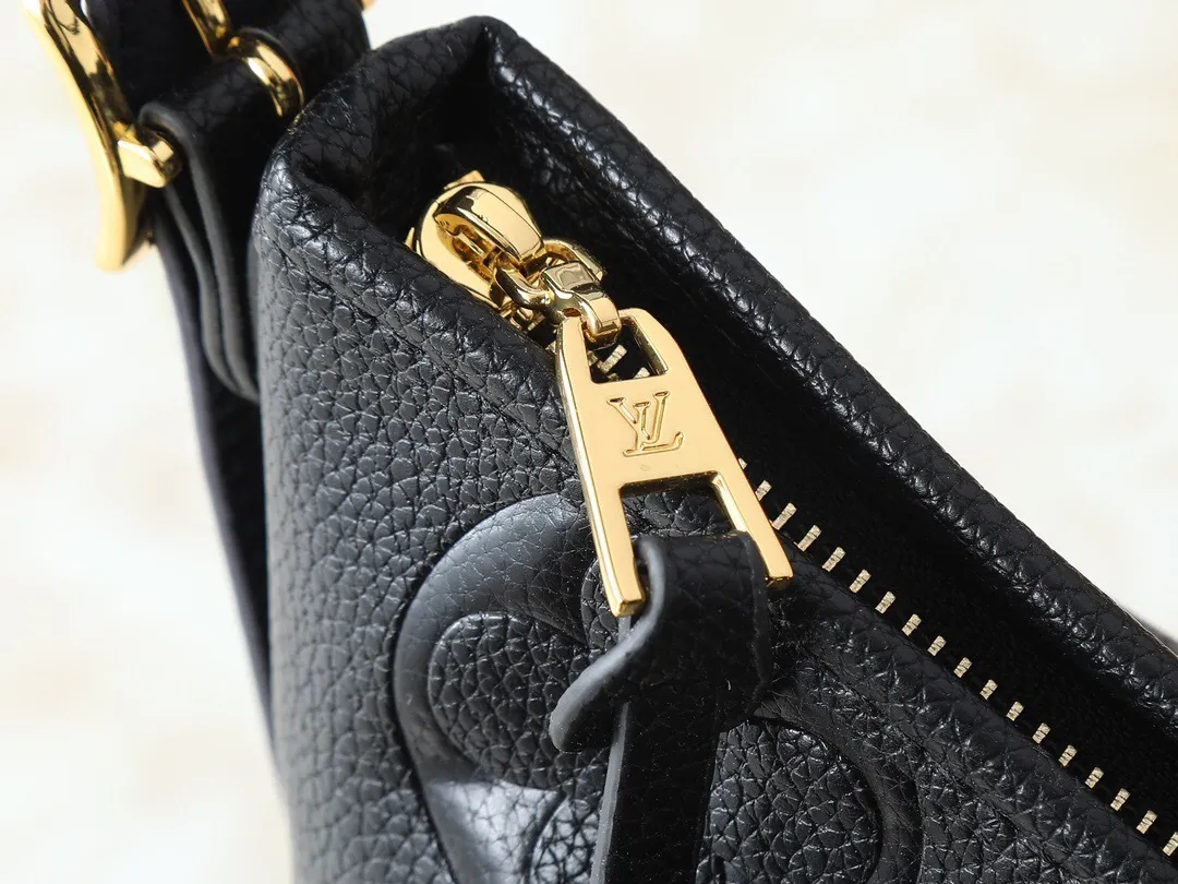 All Categories Official Website "Brand Women's Bags" Women's Bags 💙 LV 2025 New LV Crossbody Bag
