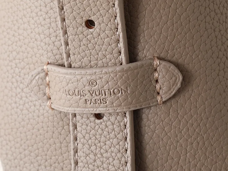 All Categories Official Website "Brand Women's Bags" Women's Bags 💙 LV 2025 New LV Crossbody Bag