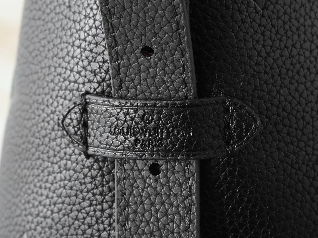 All Categories Official Website "Brand Women's Bags" Women's Bags 💙 LV 2025 New LV Crossbody Bag