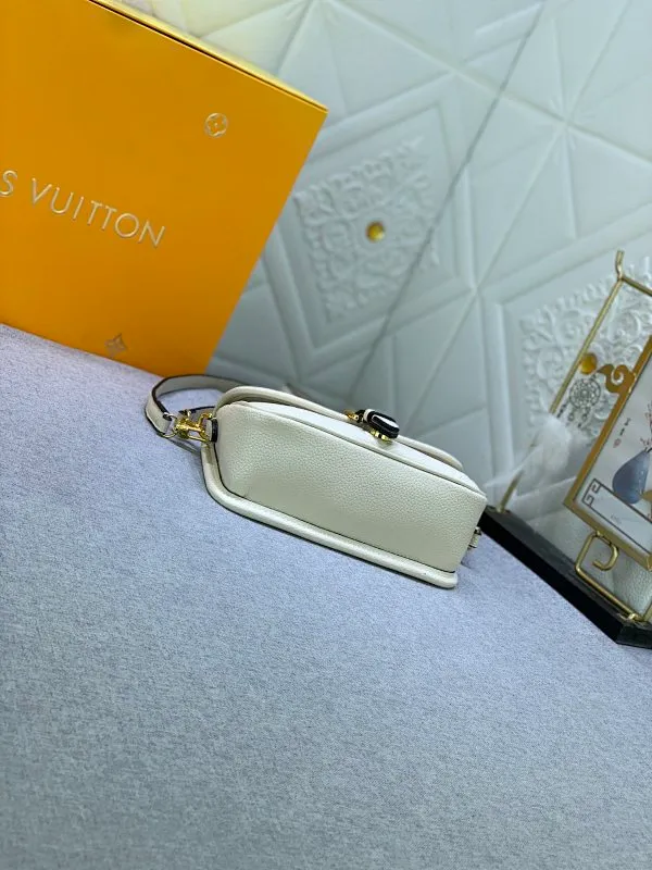 All Categories Official Website "Brand Women's Bags" Women's Bags 💙 LV 2024 New LV Crossbody Bag