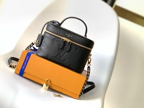 All Categories Official Website "Brand Women's Bags" Women's Bags 💙 LV 2025 New LV Crossbody Bag