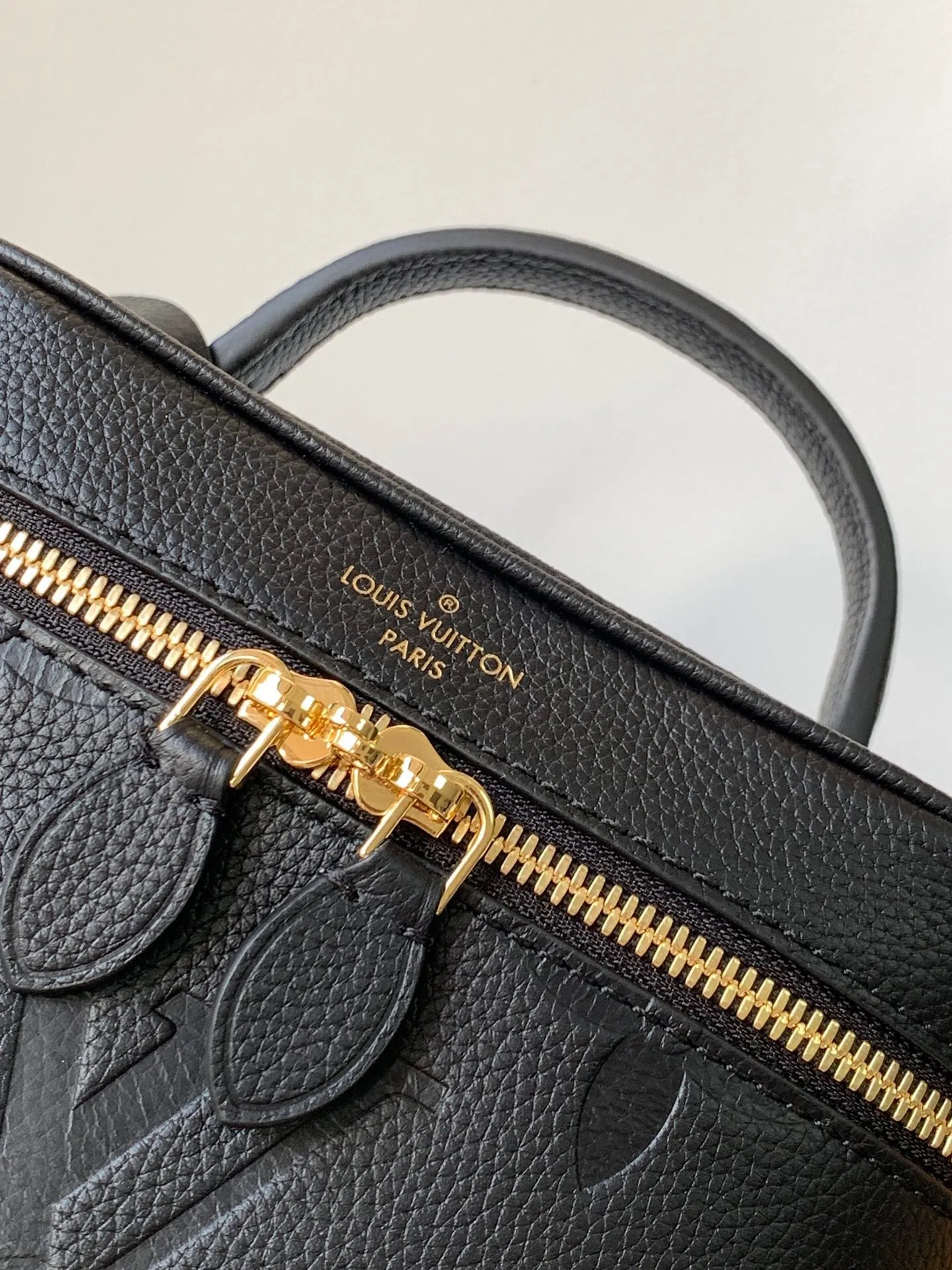 All Categories Official Website "Brand Women's Bags" Women's Bags 💙 LV 2025 New LV Crossbody Bag