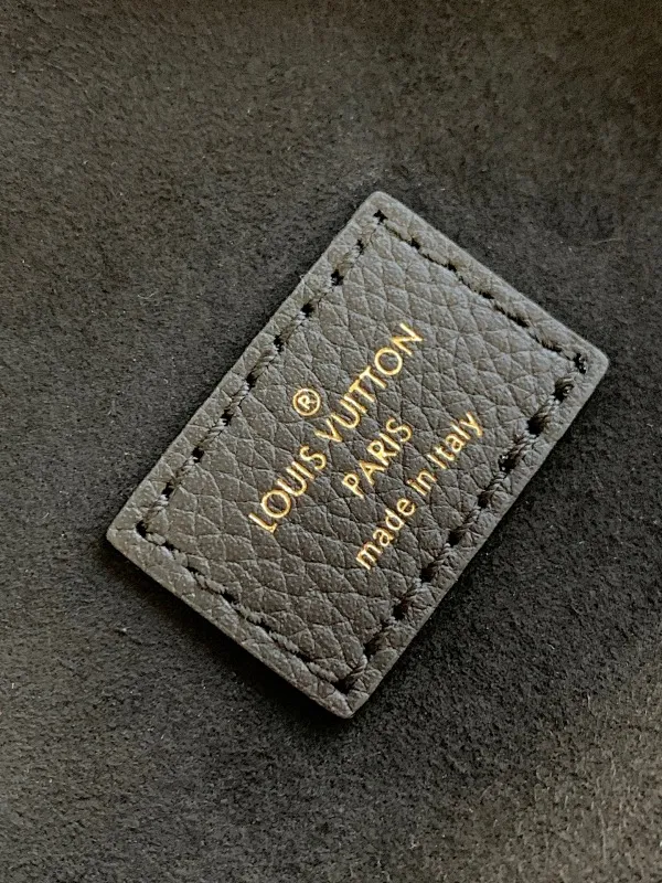 All Categories Official Website "Brand Women's Bags" Women's Bags 💙 LV 2025 New LV Crossbody Bag
