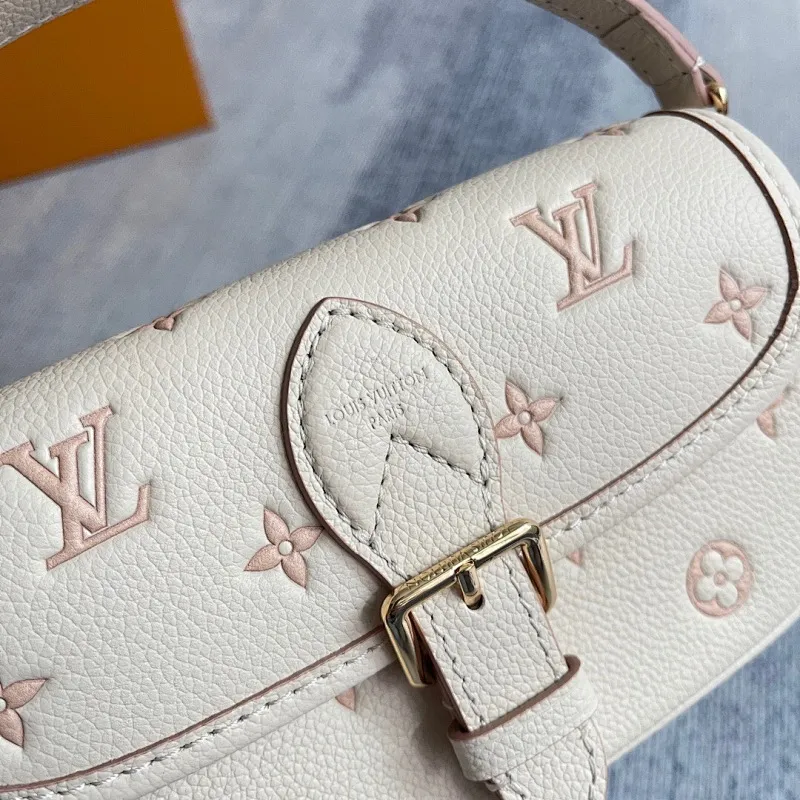 All Categories Official Website "Brand Women's Bags" Women's Bags 💙 LV 2025 New LV Crossbody Bag