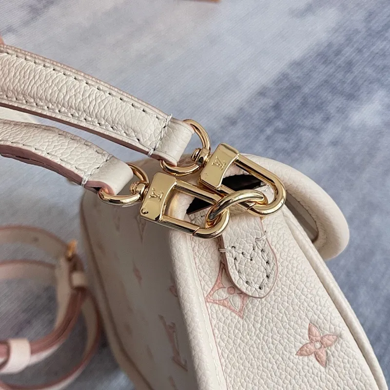 All Categories Official Website "Brand Women's Bags" Women's Bags 💙 LV 2025 New LV Crossbody Bag