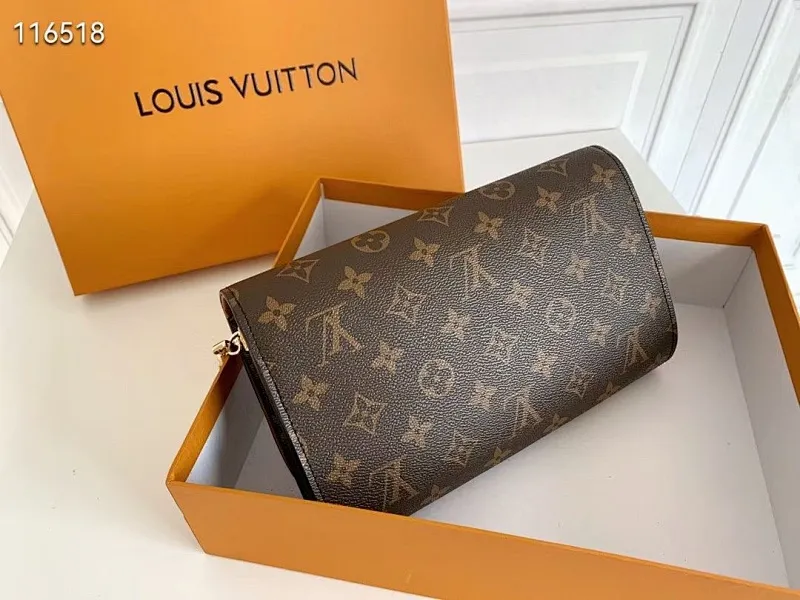 All categories Official website "Brand Women's Bags" Women's Bags 💙 LV 2022 Official New LV Crossbody Bag Wholesale 5800700 High Quality Specifications: 23-15-5 CM