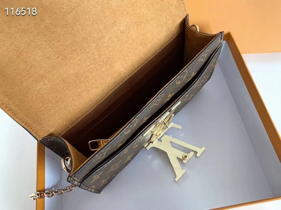 All categories Official website "Brand Women's Bags" Women's Bags 💙 LV 2022 Official New LV Crossbody Bag Wholesale 5800700 High Quality Specifications: 23-15-5 CM