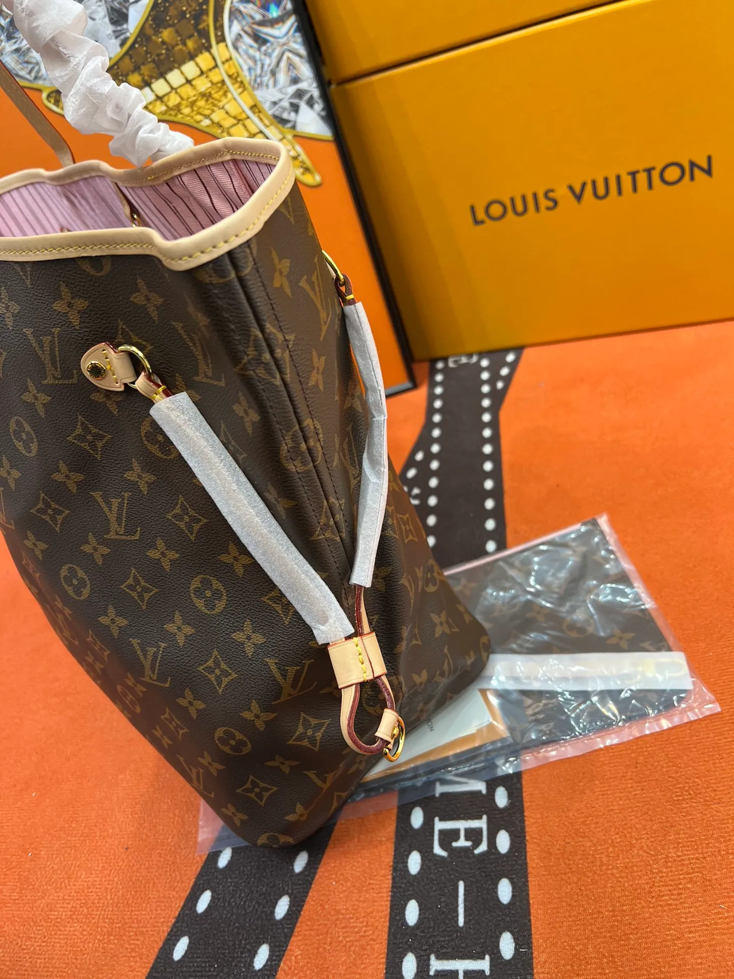 All categories Official website "Brand Women's Bags" Women's Bags 💙 LV 2022 official new LV handbag wholesale 58001500 High quality Size: 40-33-20 CM