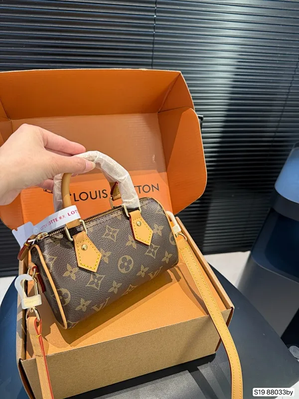 All Categories Official Website "Brand Women's Bags" Women's Bags 💙 LV 2025 New LV Crossbody Bag