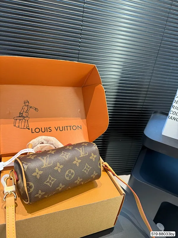 All Categories Official Website "Brand Women's Bags" Women's Bags 💙 LV 2025 New LV Crossbody Bag